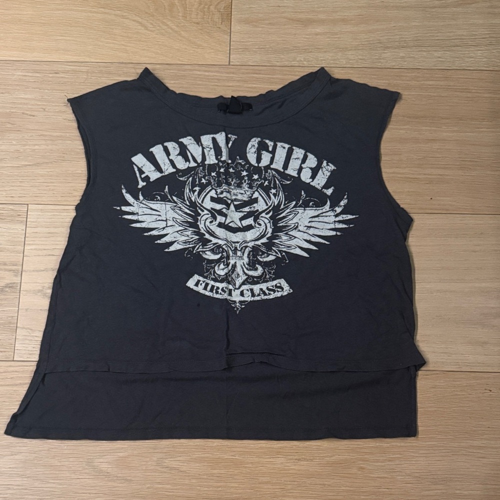 Crop top good condition cute with jeans